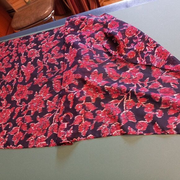 Blue/Red Floral Lightweight/Sheer 72 X 19 Scarf Cottagecore Grandmacore - Picture 5 of 6